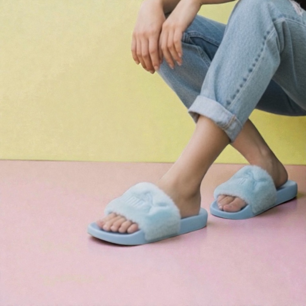 Fenty Puma Slides by Rihanna Includes Fenty Bag